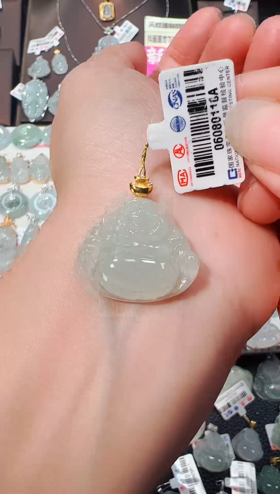 【闪购商品】翡翠吊坠(不含链)18K金镶嵌佛公吊坠10A