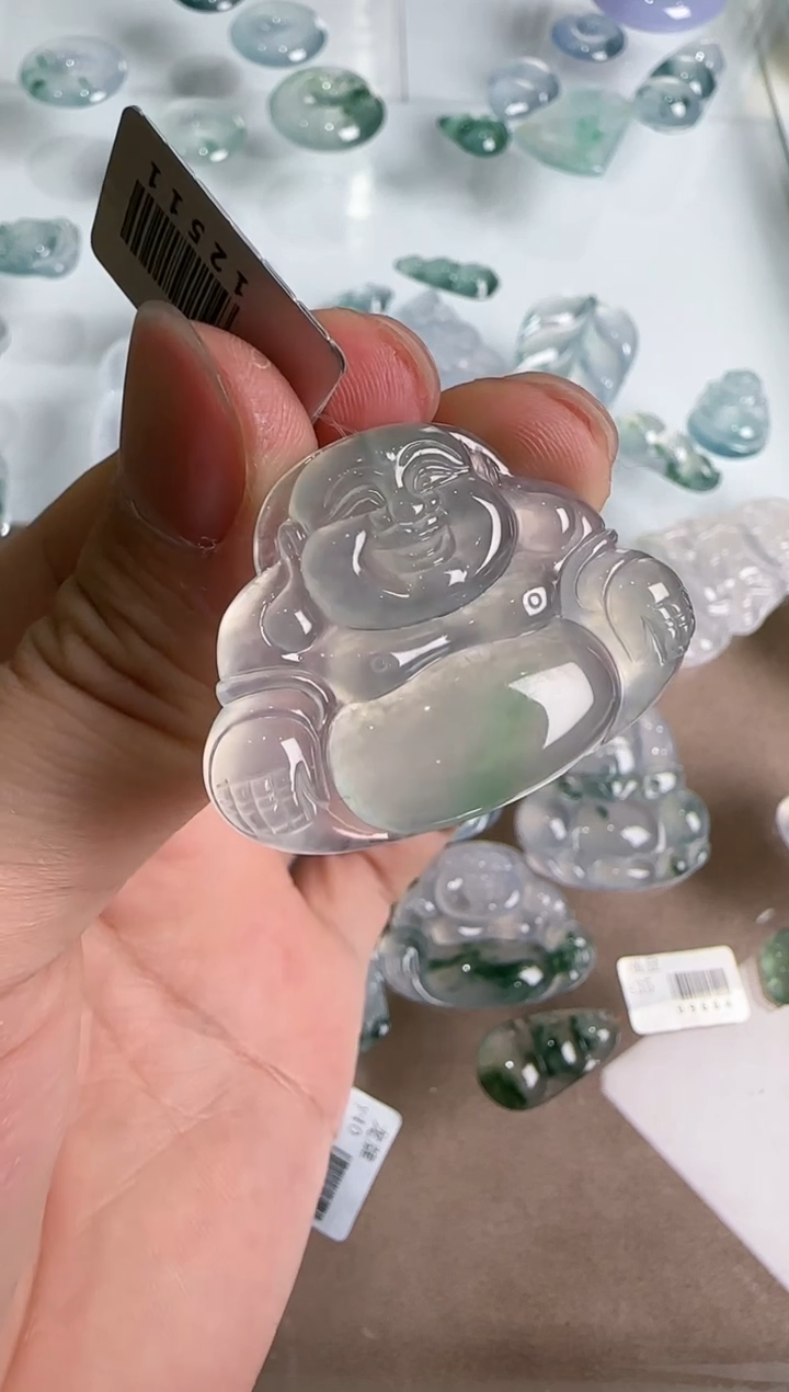 【闪购商品】翡翠吊坠(不含链)未镶嵌··