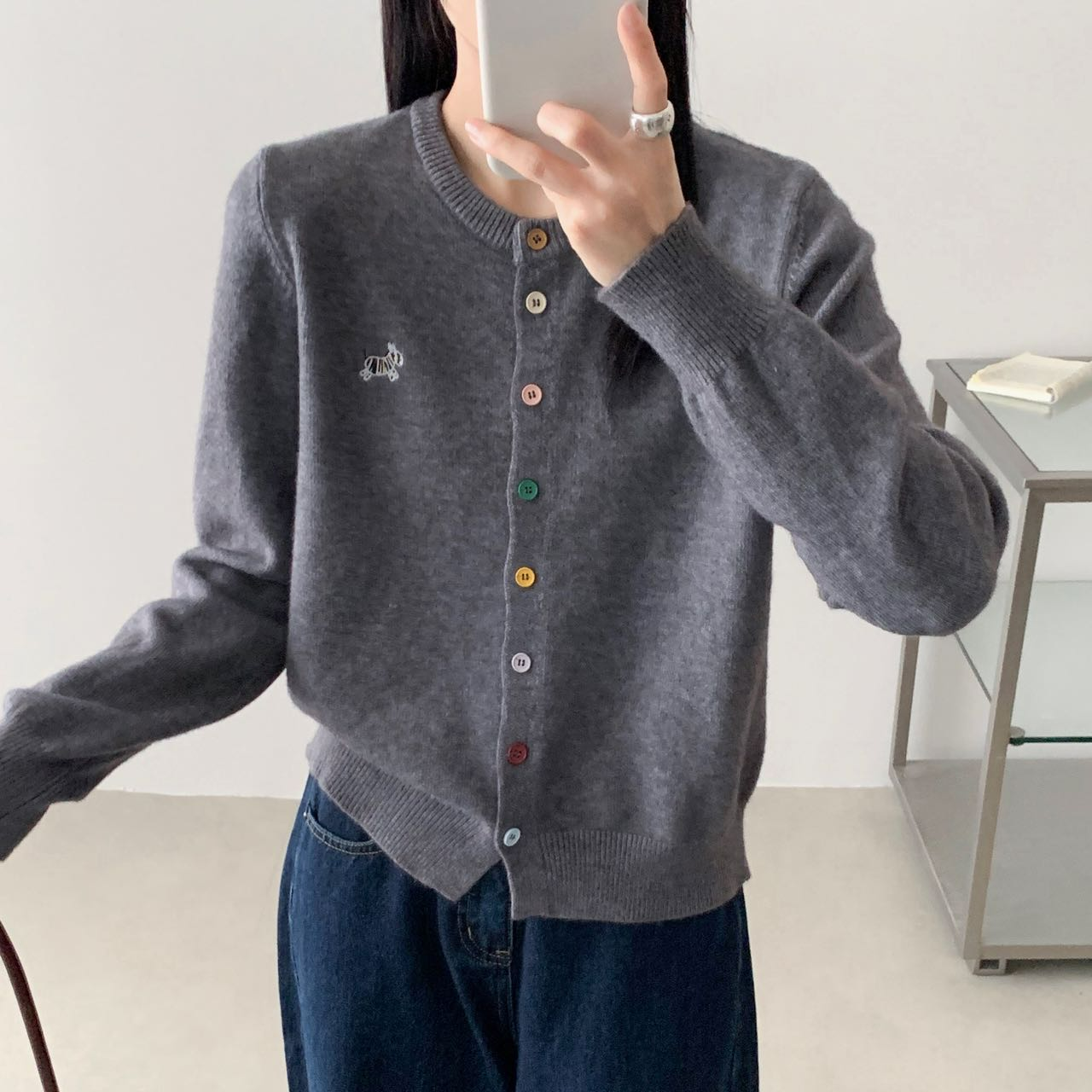 乔家女士彩扣开衫毛衣