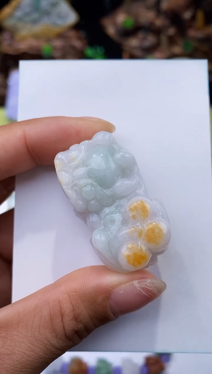 【闪购商品】翡翠颈饰未镶嵌A货翡翠