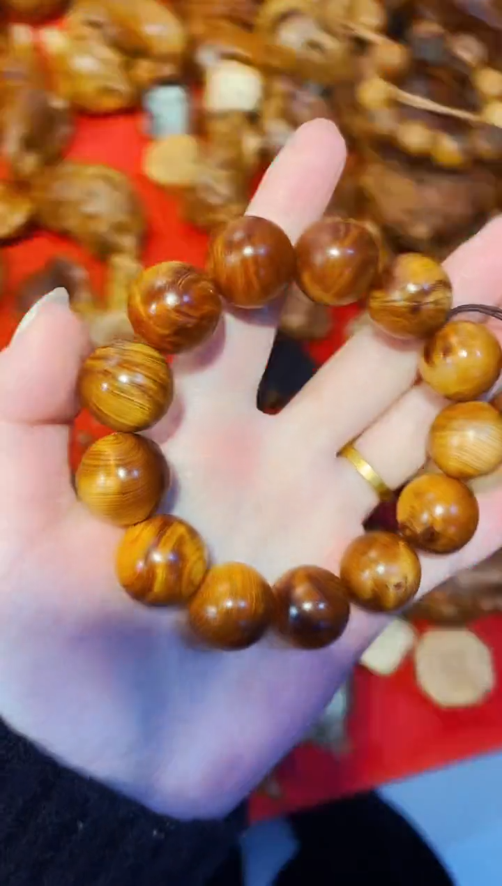 柏木（崖柏）69北太行崖柏陈化手把件手串