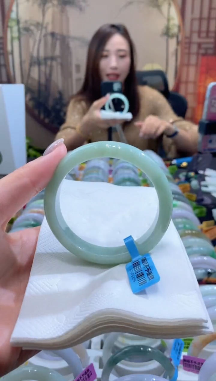 未镶嵌手镯翡翠000079712