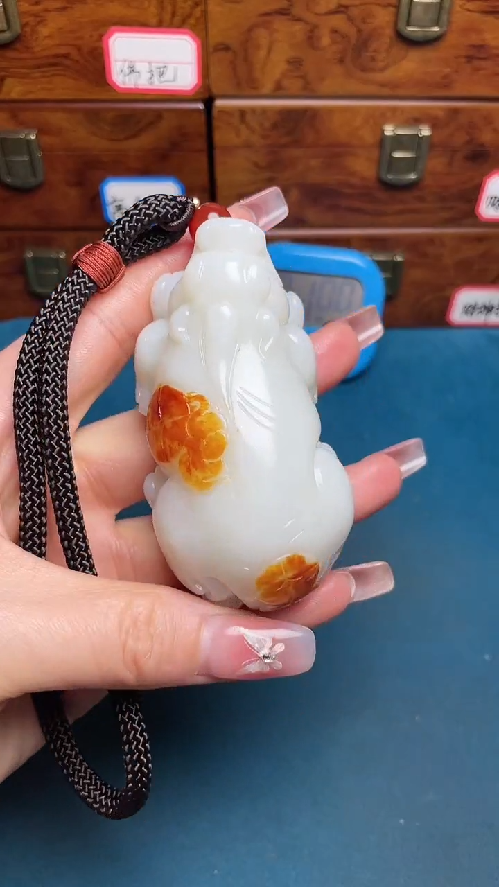 【闪购商品】和田玉把件未镶嵌和田玉