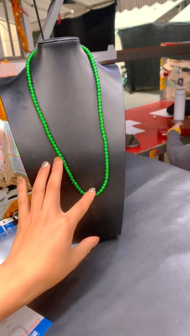 【闪购商品】定制翡翠未镶嵌59多样性发货（发其一）