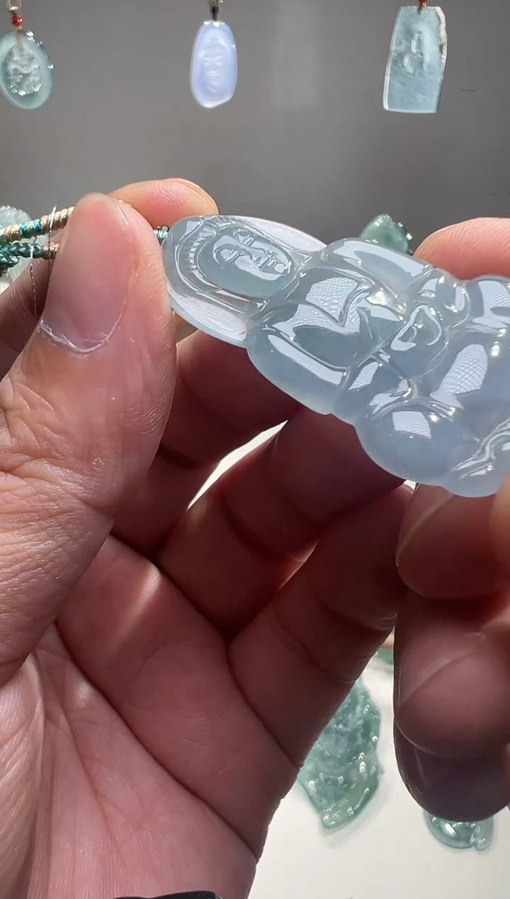 吊坠(不含链)未镶嵌翡翠观音