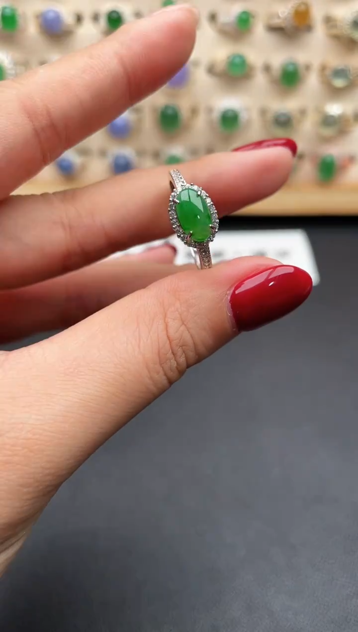 银S925镶嵌戒指翡翠一物一证一礼盒