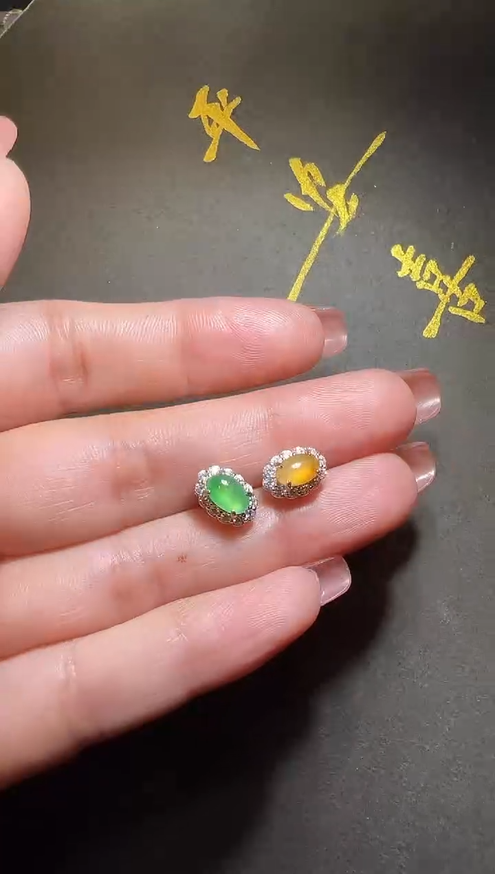 【闪购商品】翡翠银S925镶嵌耳饰翡翠蛋面耳钉