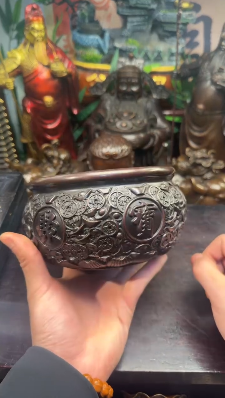 潼潼古铜只卖真铜！（聚宝盆）