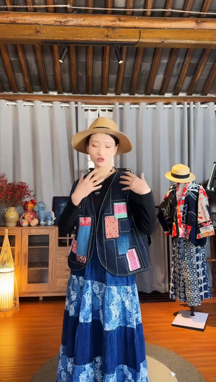 【闪购商品】设计师款老绣马甲