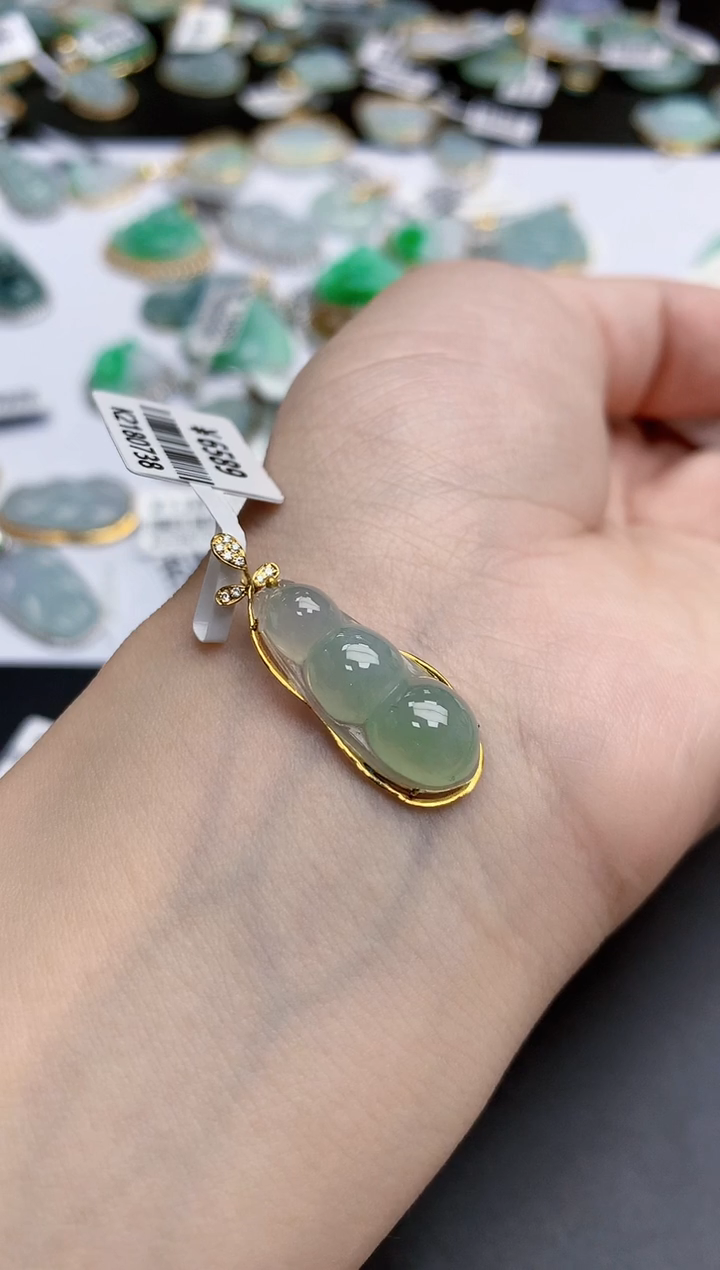 【闪购商品】翡翠颈饰18K金镶嵌天然缅甸翡翠A货