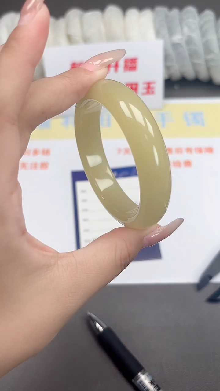 未镶嵌手镯和田玉154-7-55