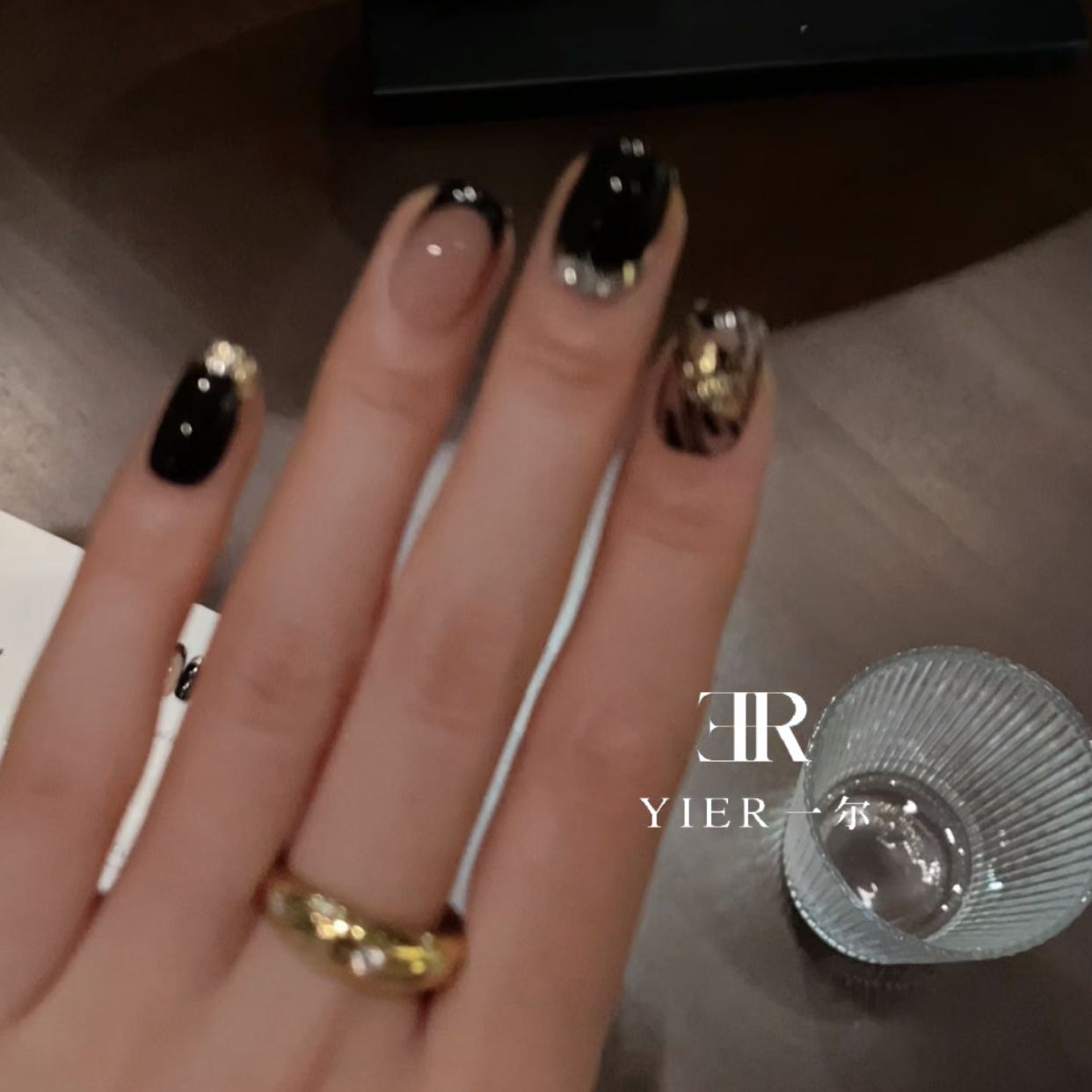 [暗耀] 一尔 黑金法式 施家华子 AB款 高级简约纯手工穿戴甲