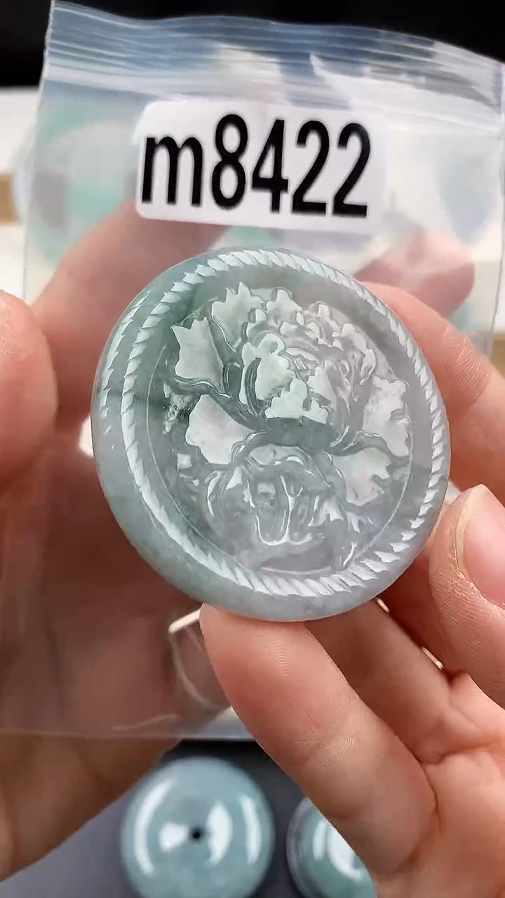 颈饰未镶嵌翡翠天然翡翠吊坠挂件