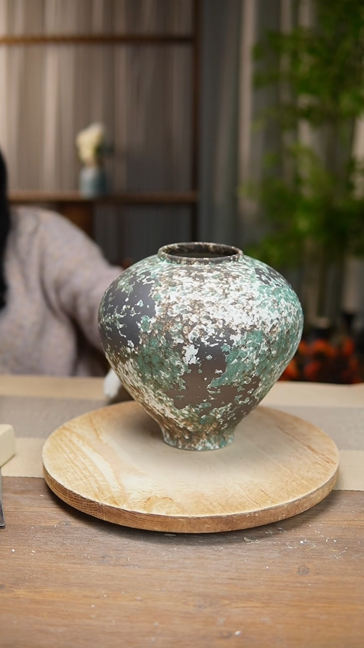 【闪购商品】陶瓷花器涂鸦绿月亮罐