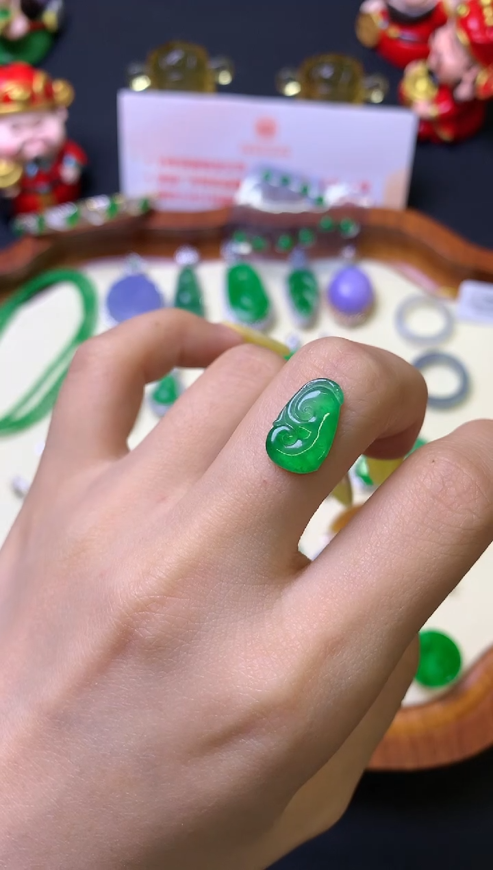 定制翡翠未镶嵌裸石（镶嵌定制）