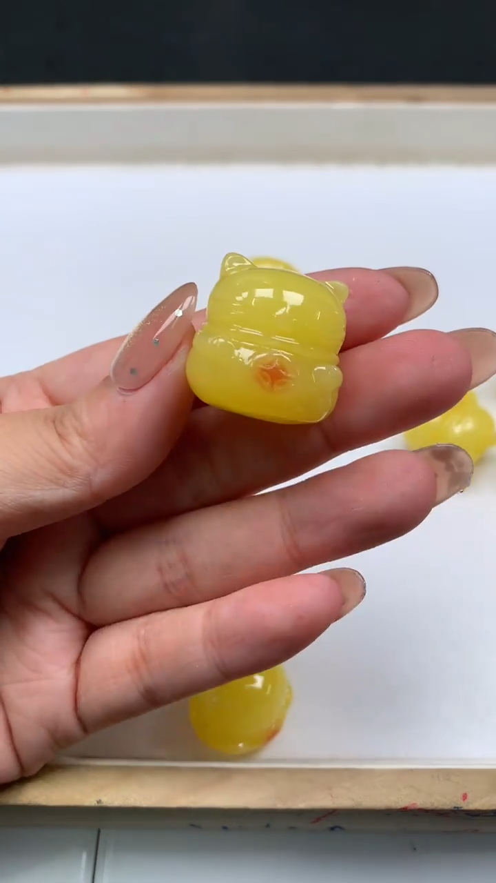 裸石蜜蜡未镶嵌E226 蜜蜡 招手 猫22*21mm1个8元