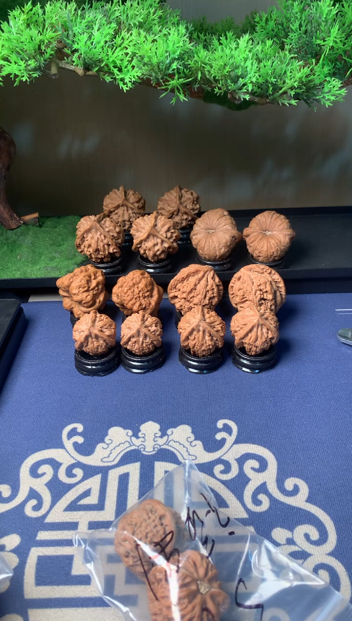 【闪购商品】文玩核桃吊坠46四座楼