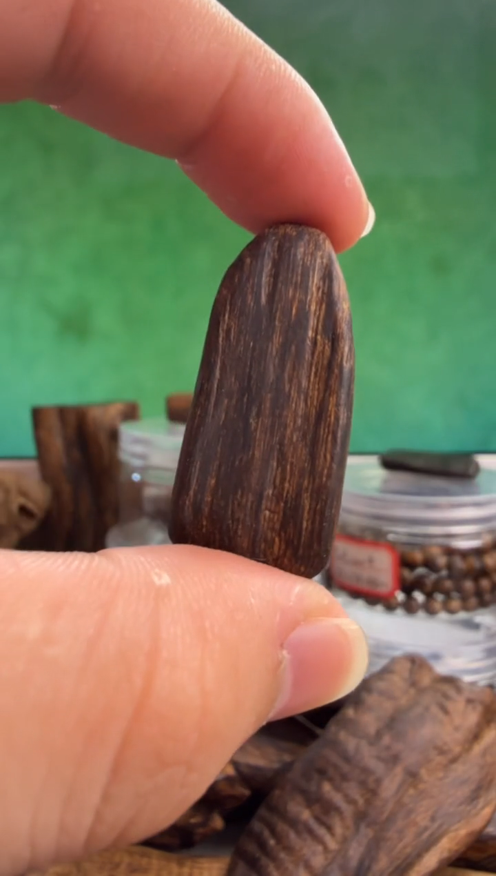 沉香吊坠多样性发一