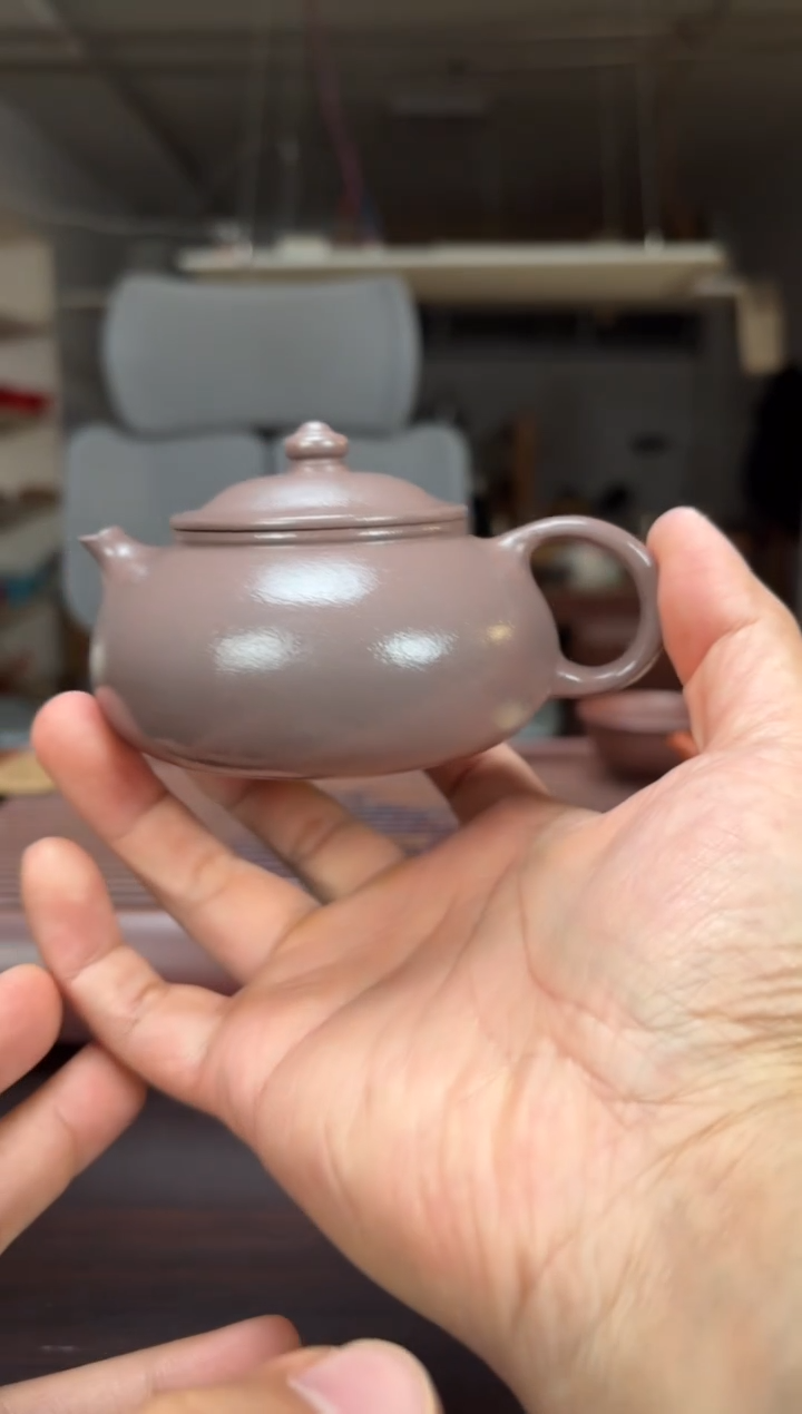 茶壶紫砂半手工紫泥寒江180毫升