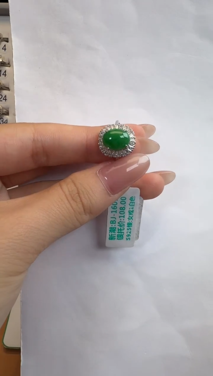 银S925镶嵌戒指翡翠925银镶缅甸A货翡翠戒指217