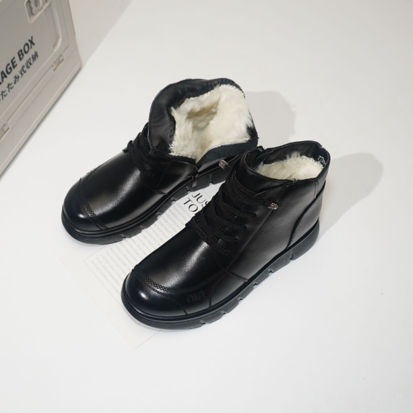 72606 羊毛妈妈鞋女冬季保暖圆头平底厚底防滑短靴女棉鞋