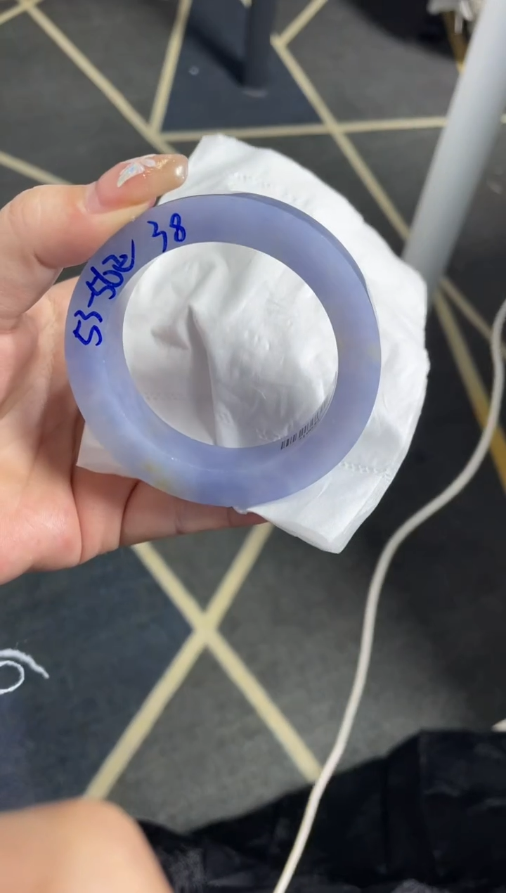 【闪购商品】定制翡翠手镯未镶嵌手镯DDQ/发一件