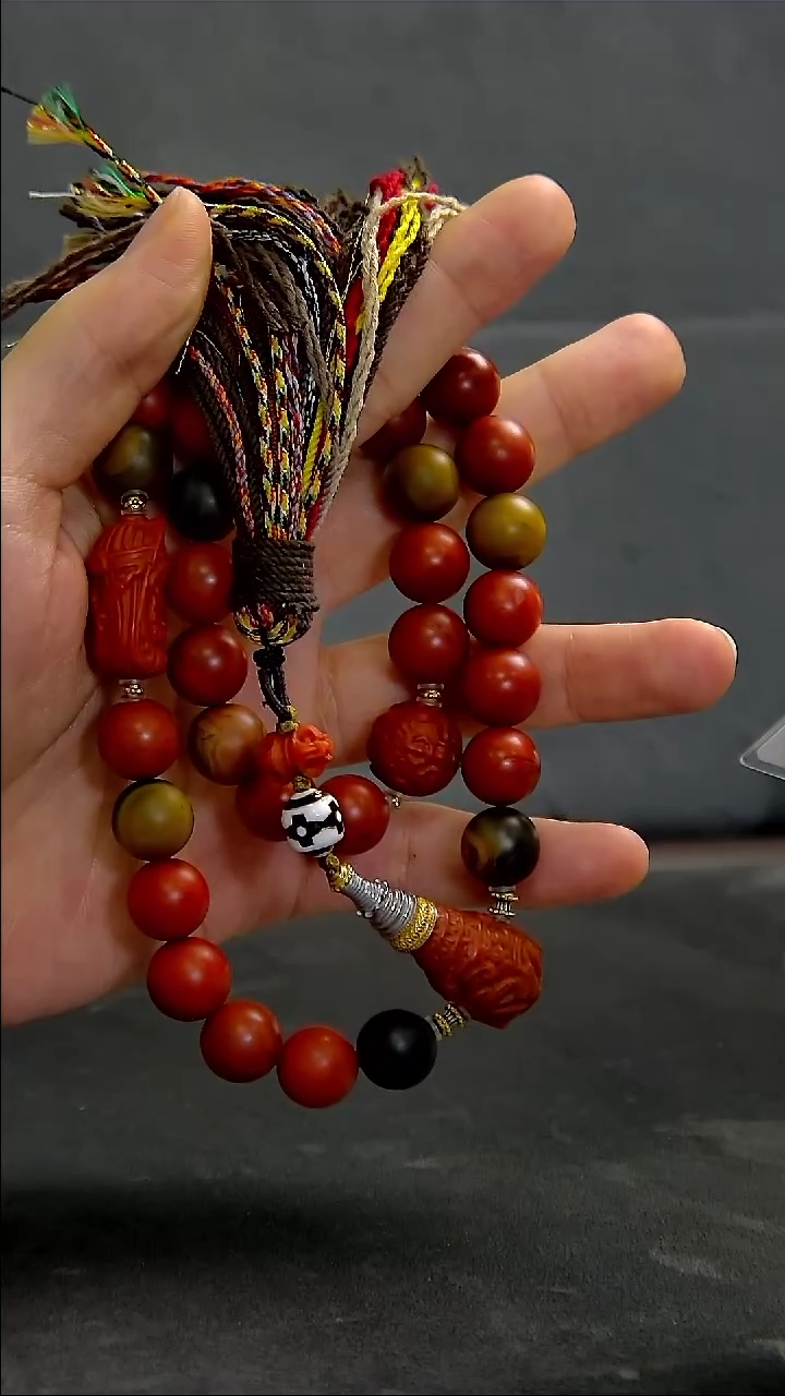 【闪购商品】南红玛瑙手持未镶嵌012DY00213产品一个