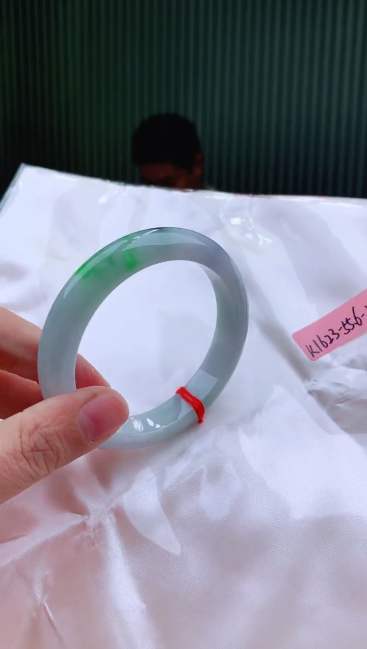 未镶嵌手镯翡翠55+