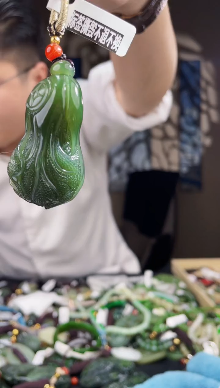 【闪购商品】和田玉颈饰未镶嵌拍一发一