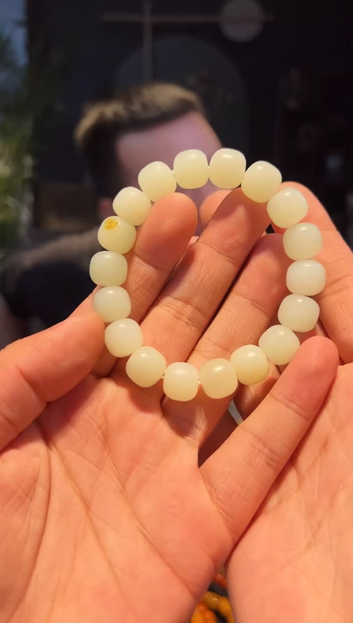 【闪购商品】和田玉手串未镶嵌12+