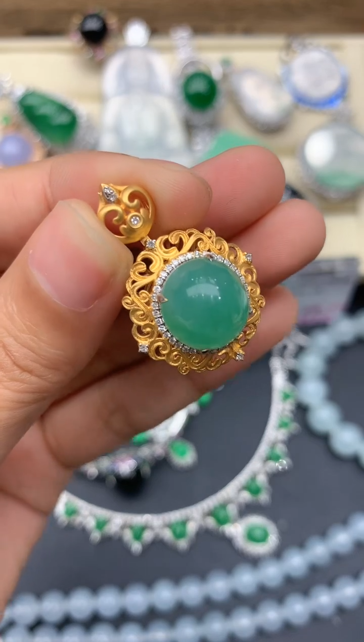 【闪购商品】翡翠颈饰18K金镶嵌358-中国好珍宝