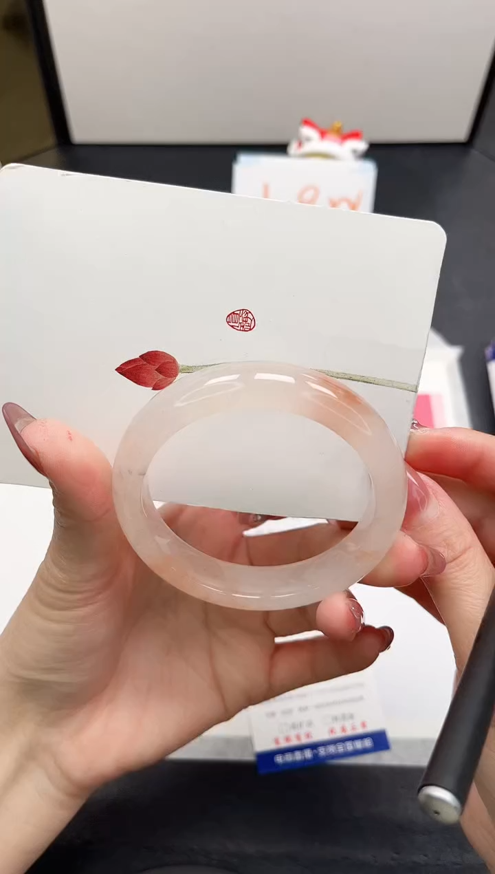 【闪购商品】石英质玉手镯未镶嵌151-58