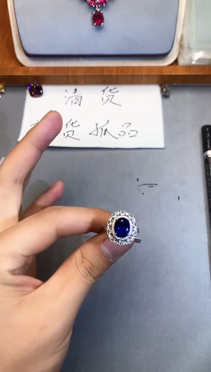 【闪购商品】石英质玉珠宝奇石合金1