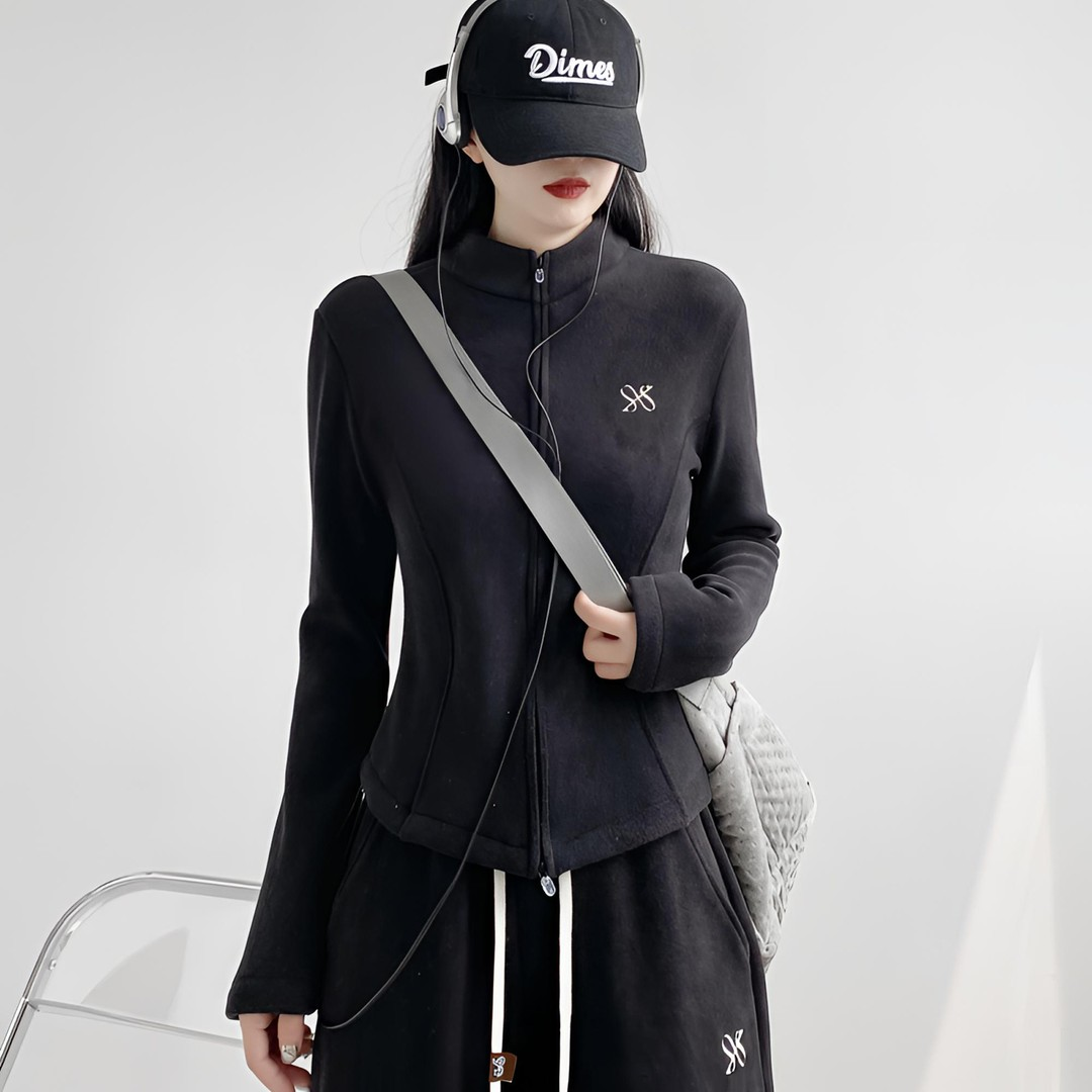  冬日小暖炉！新款秋冬加绒加厚外套运动休闲时尚显瘦收腰瑜伽外套