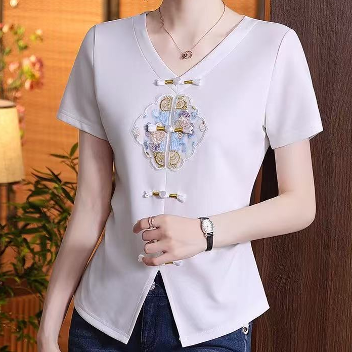 恒鑫安盘扣V领刺绣捏褶收腰短袖小衫-27