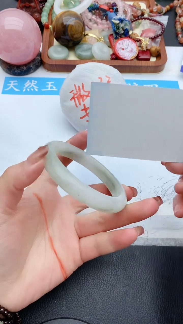 【闪购商品】石英质玉手镯未镶嵌89+660/61