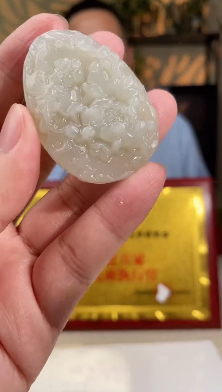 和田玉未镶嵌吊坠(不含链)多样性发货拍一发一