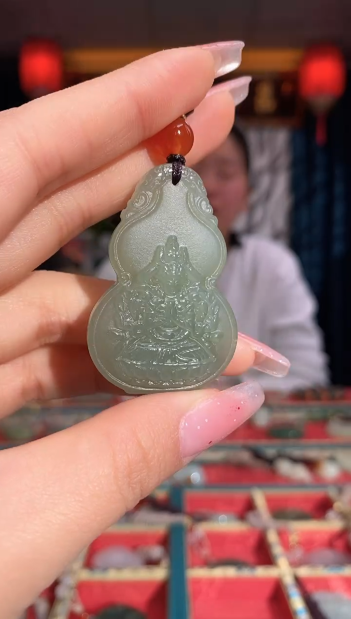 【闪购商品】和田玉颈饰未镶嵌千手观音