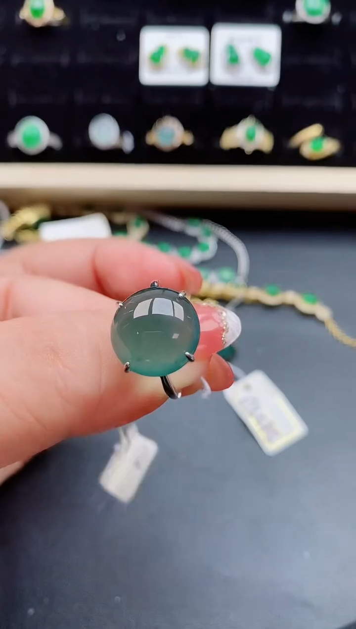 【闪购商品】翡翠戒指银S925镶嵌585850