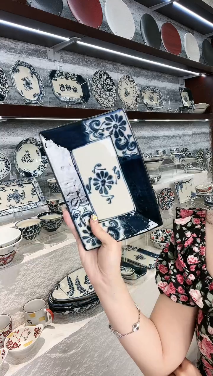 陶手绘陶瓷直角长方形小盘20.3cm×13.8cm