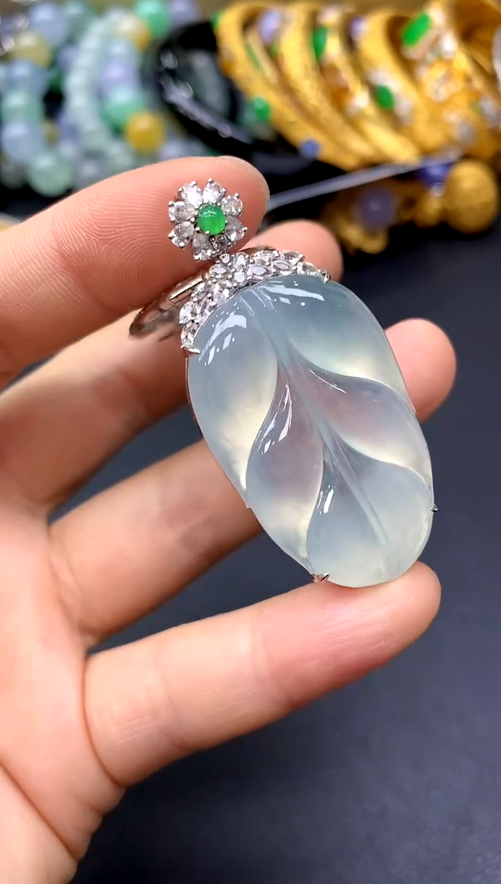 颈饰18K金镶嵌翡翠339-中国好珍宝