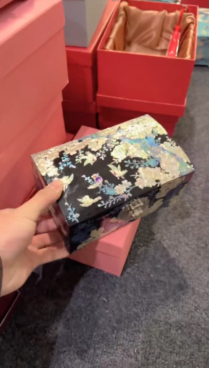 【闪购商品】微瑕鱼锁弘贝雅螺钿漆器文化馆