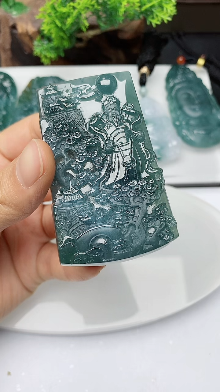 【闪购商品】翡翠颈饰未镶嵌