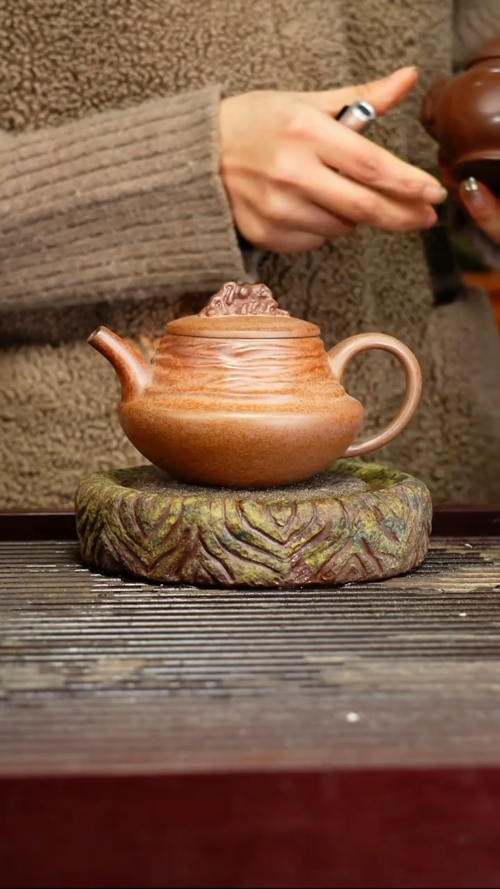 宜兴原矿紫砂壶茶壶宜兴原矿紫砂壶茶壶260C