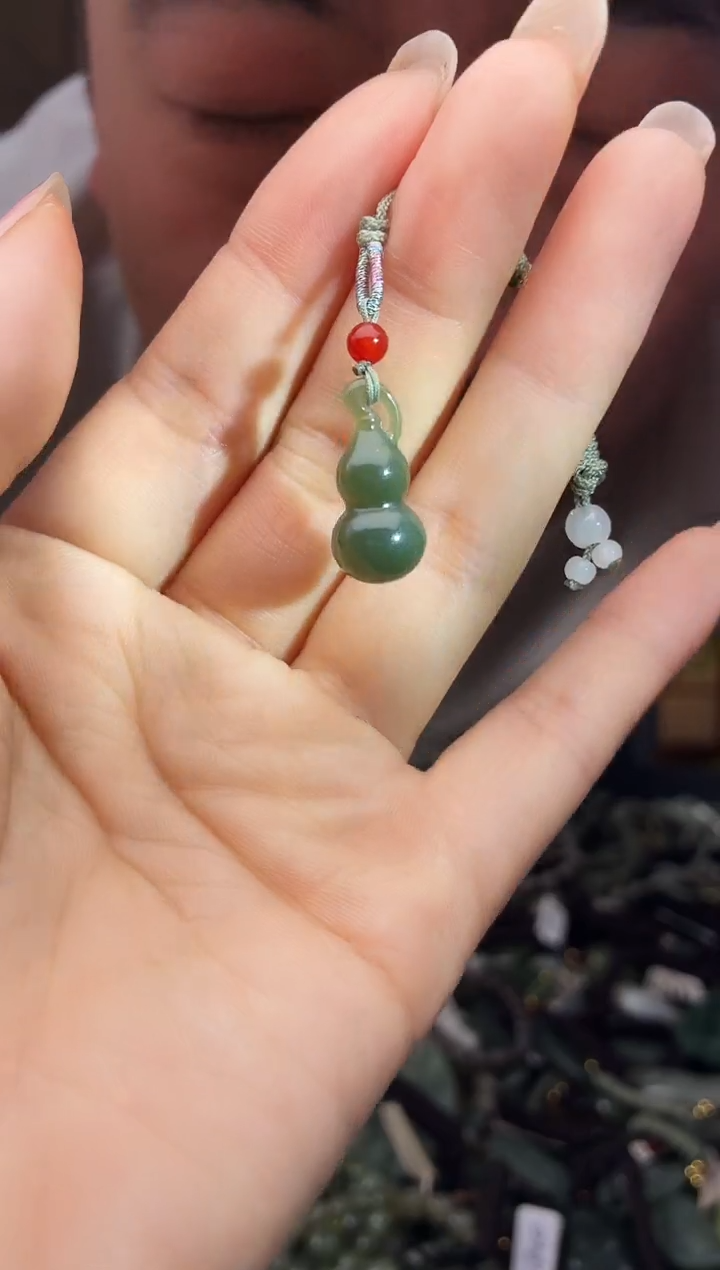 颈饰未镶嵌和田玉多样性发货，拍一发一