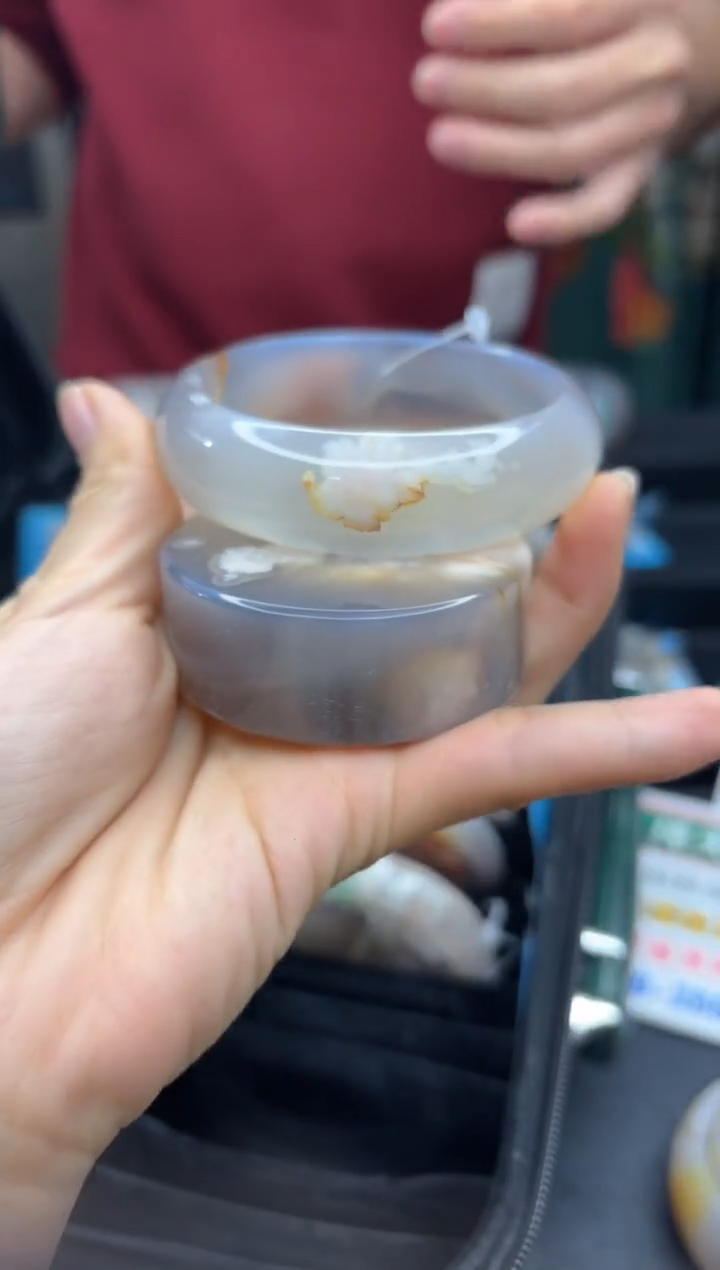 【闪购商品】石英质玉手镯未镶嵌2223（61圈赠送镯心）