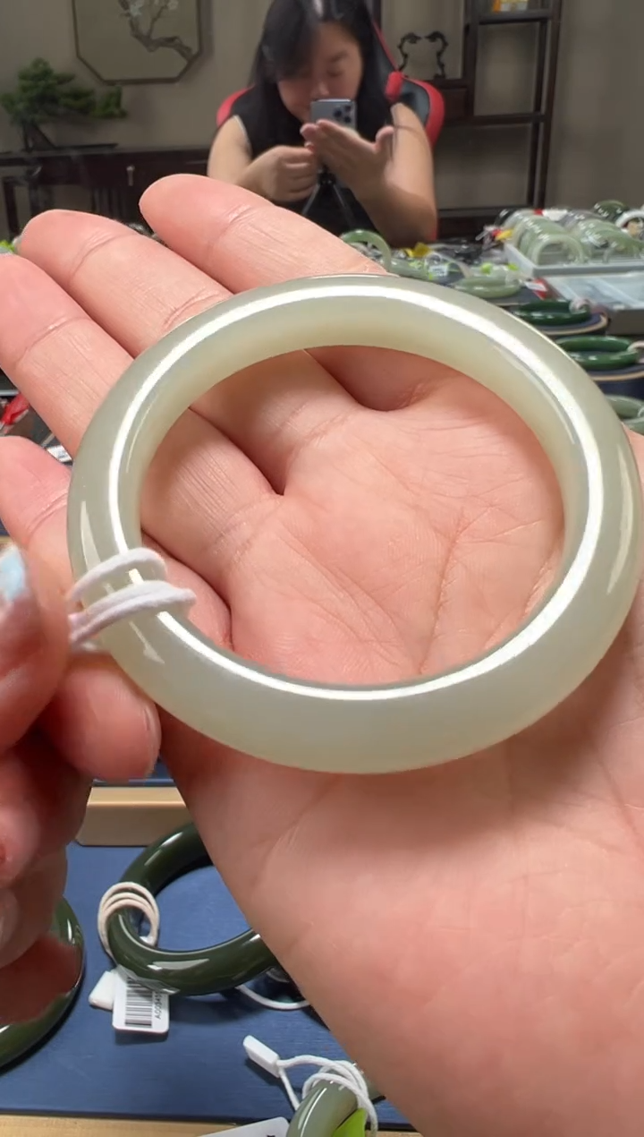 和田玉手镯未镶嵌【柚子来啦】和田玉拍一发一51