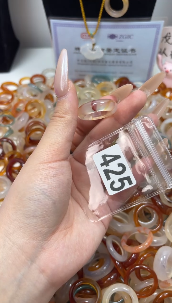 玛瑙/玉髓戒圈未镶嵌18/425