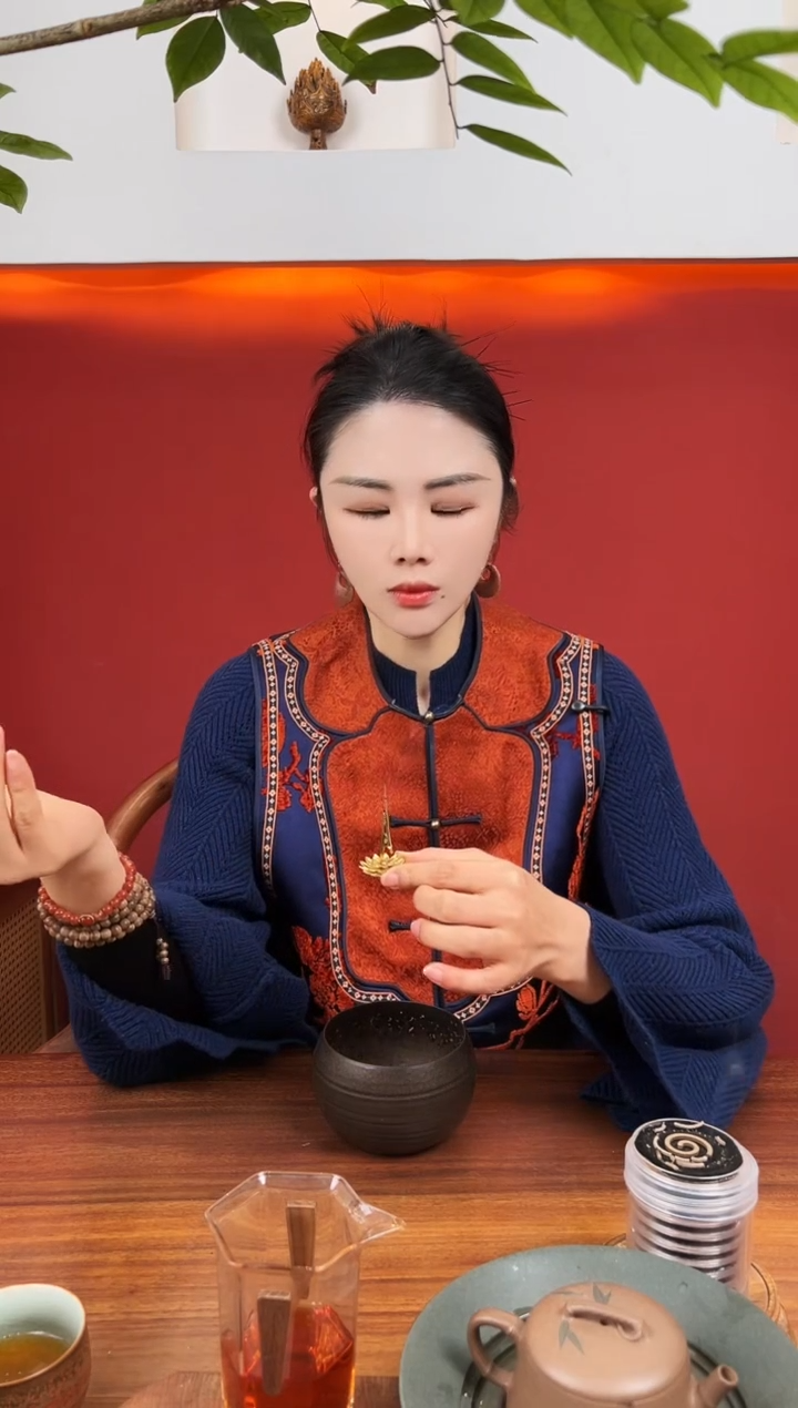 线香嘟**爷沉水白棋、港香半根