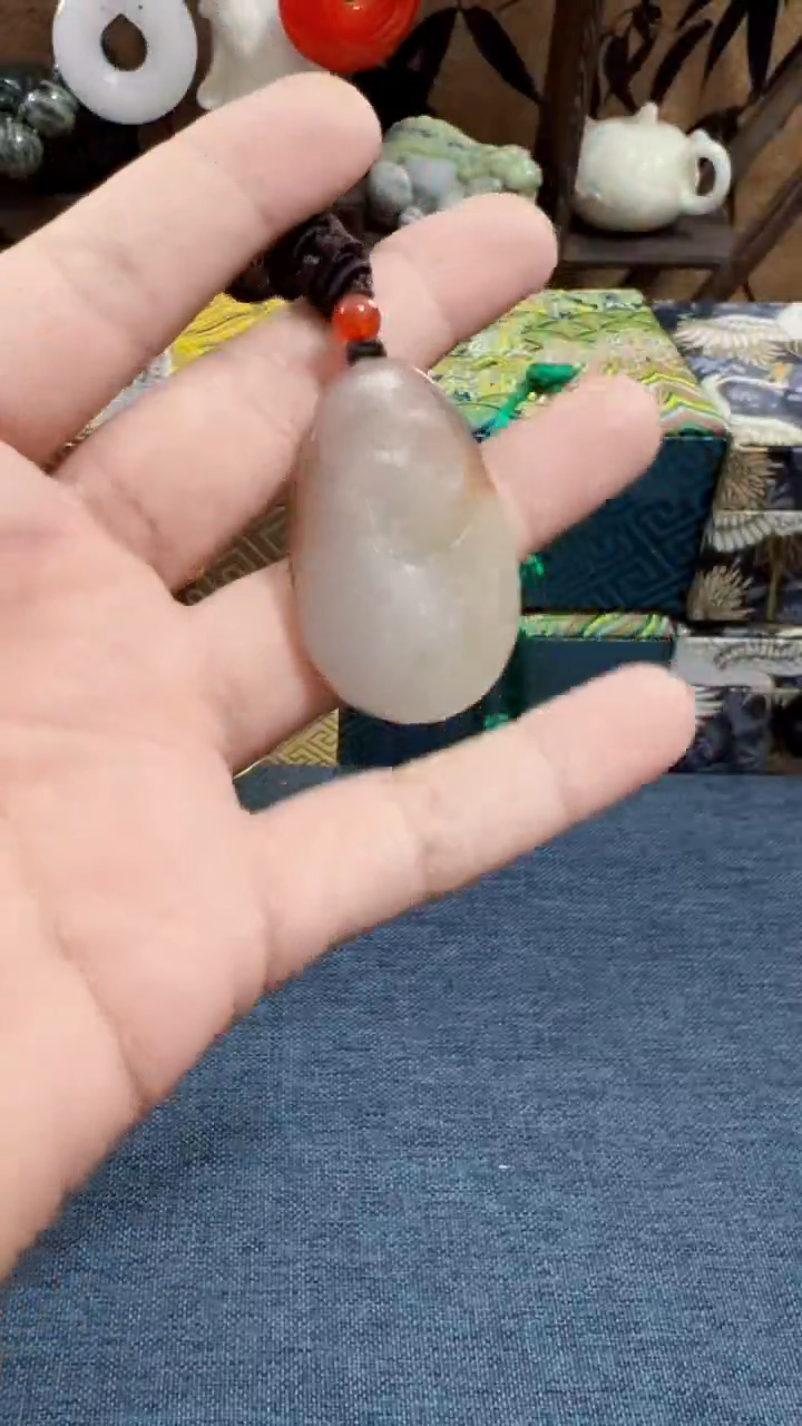未镶嵌和田玉挂件和田 切么糖（云石间臻品）